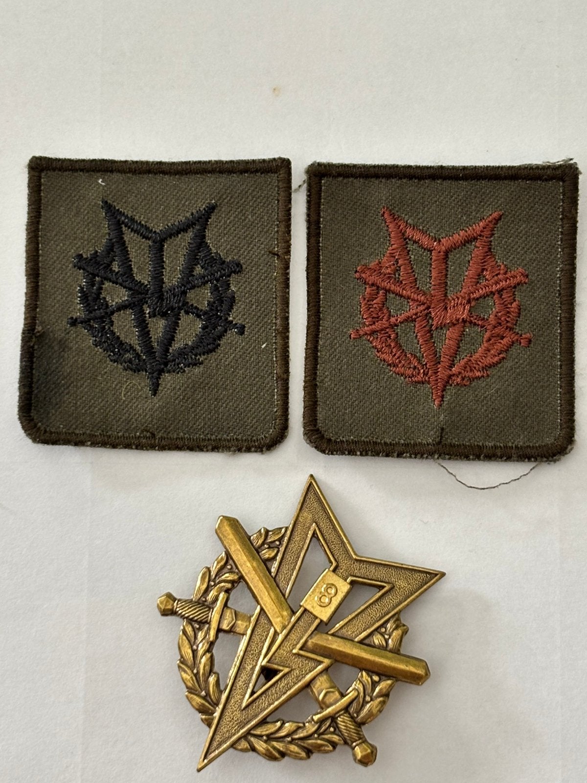 Brevet setje mlv met nummer 8, Verzenden, Landmacht, Nederland, Embleem of Badge