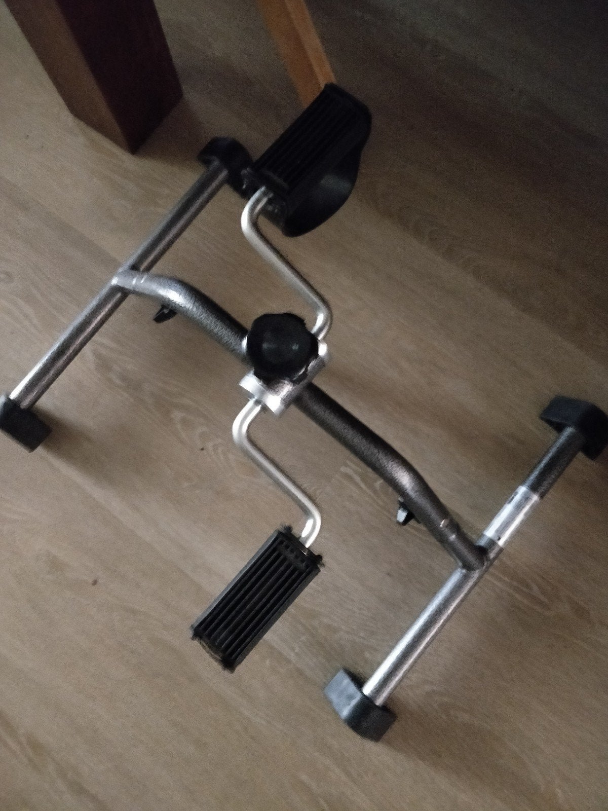 Compacte Hometrainer / Stoelfiets - Ideaal voor Thuis, Sport en Fitness, Fitnessapparatuur, Gebruikt, Stoelfiets, Benen, Metaal