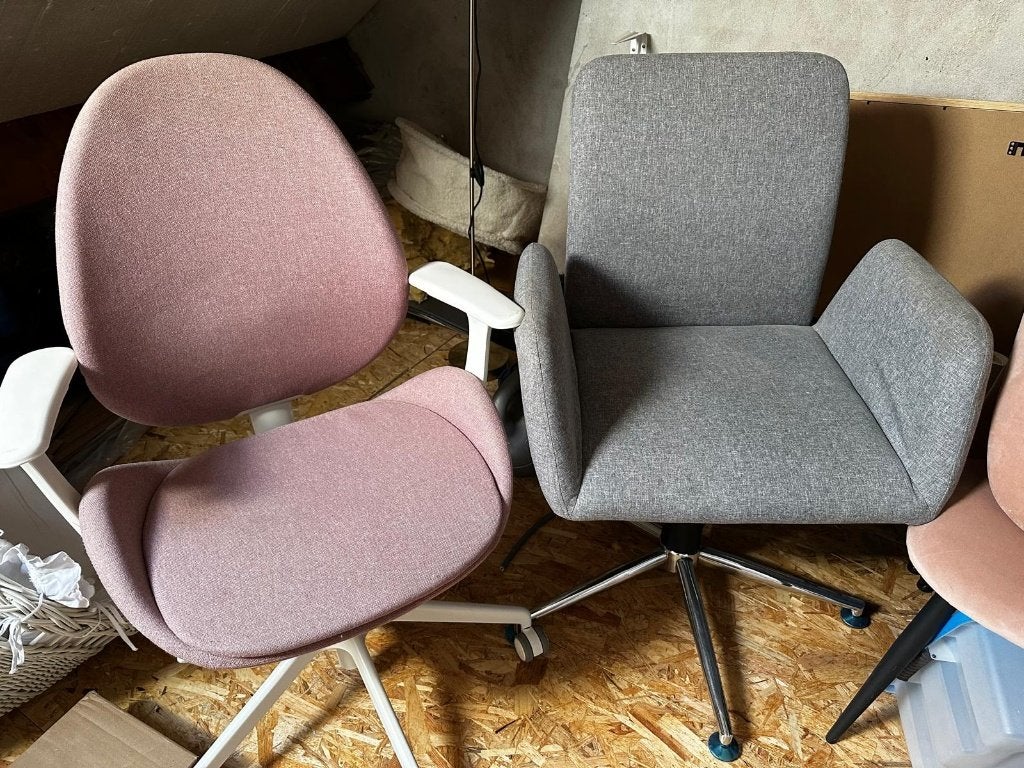 Comfortabele bureaustoelen - Grijs en roze, Ophalen, Gebruikt, Roze, Bureaustoel