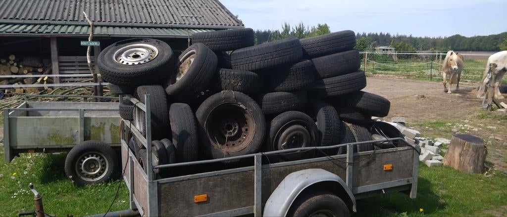 Partij gebruikte banden en velgen gratis, Auto-onderdelen, Banden en Velgen, Ophalen, Overige, Gebruikt, Overige