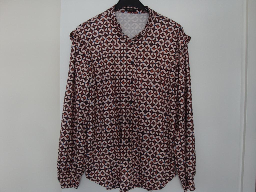 Blouse van travelstof met print. Maat XXL., Kleding | Dames, Grote Maten, Ophalen of Verzenden, Zo goed als nieuw, Overige kleuren
