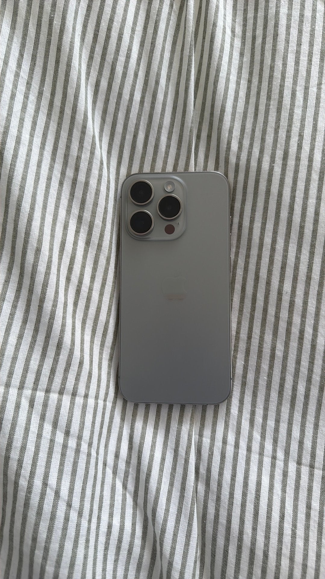 Apple iPhone 15 Pro, Telecommunicatie, 128 GB, Ophalen of Verzenden, Zo goed als nieuw, 82 %