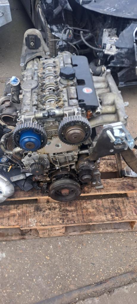 Volvo 2.5 t B5254T2 Motor turbo xc70 xc 90, Ophalen of Verzenden, Volvo
