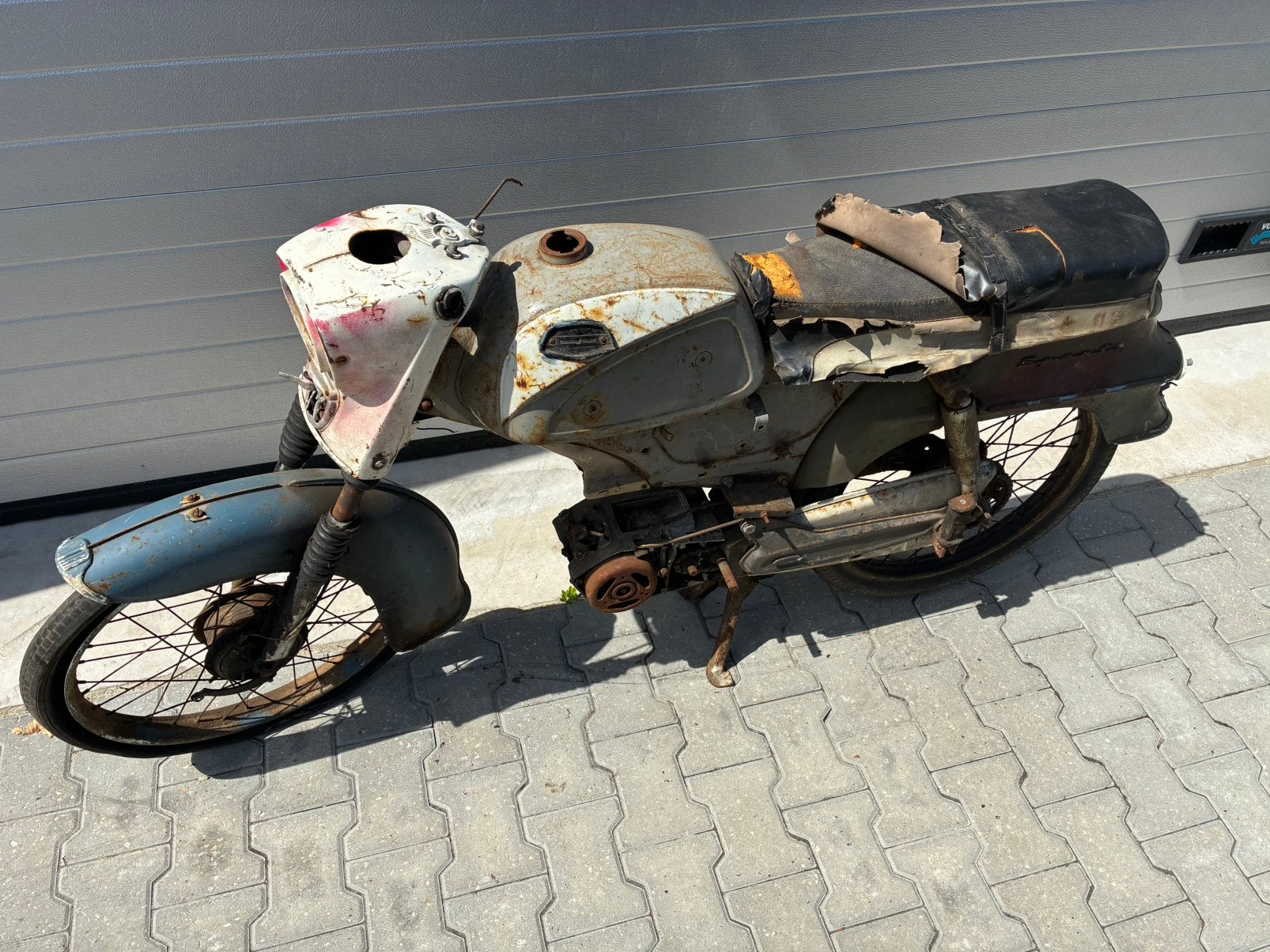 Sparta GI50 oldtimer brommer opknapper/onderdelen, Fietsen en Brommers, Brommers | Oldtimers, Ophalen, Sparta