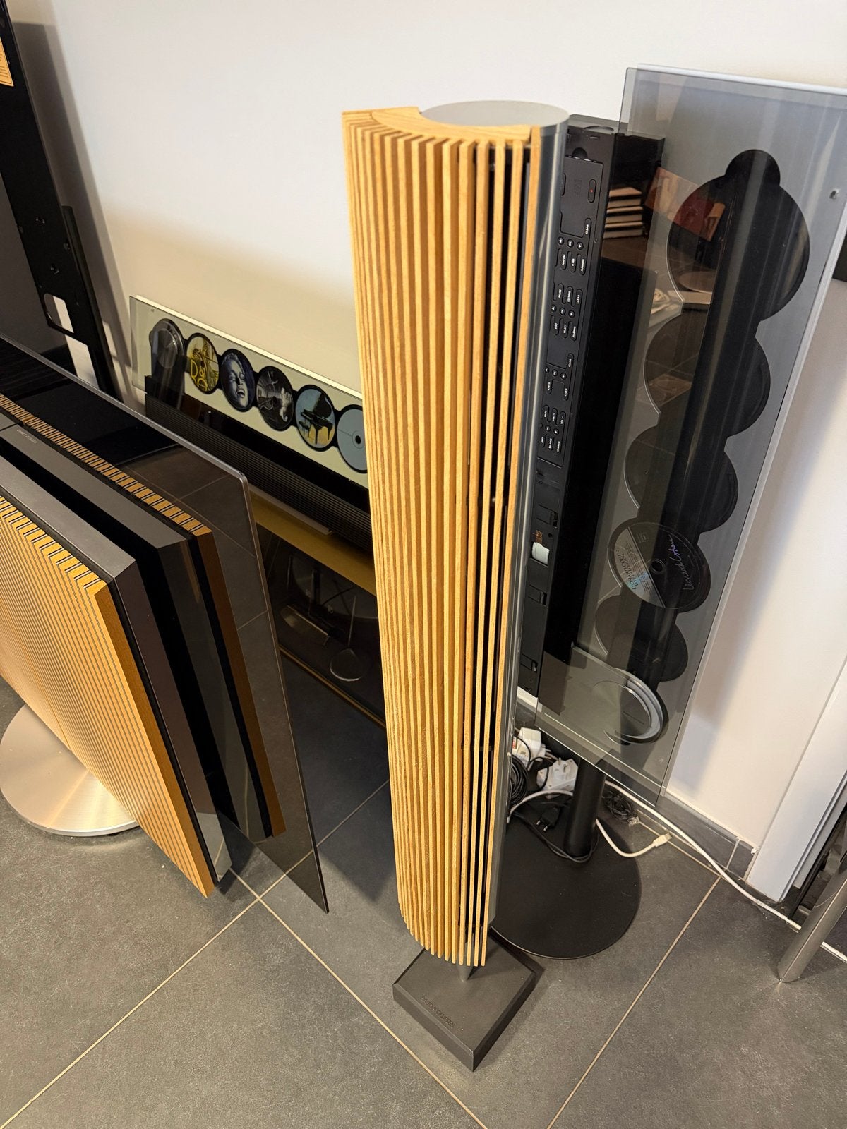 BeoLab 8002 met Ice Power Oak fronten bang olufsen b&o, 150 watt of meer, Vloerstaande luidspreker, Ophalen of Verzenden, Bang & Olufsen