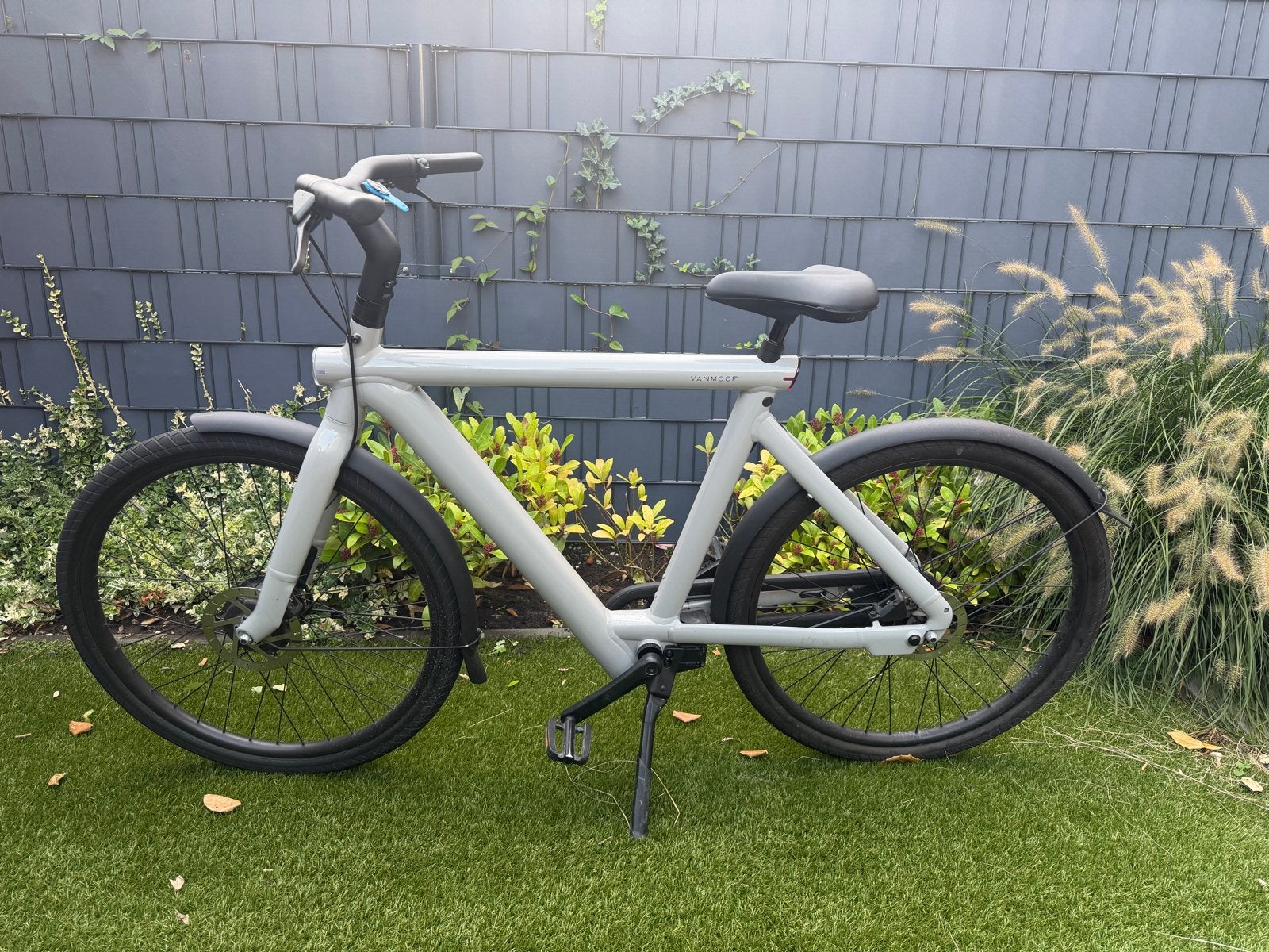 Foto 2 van Vanmoof S5 - Gereviseerd (32 km/u)