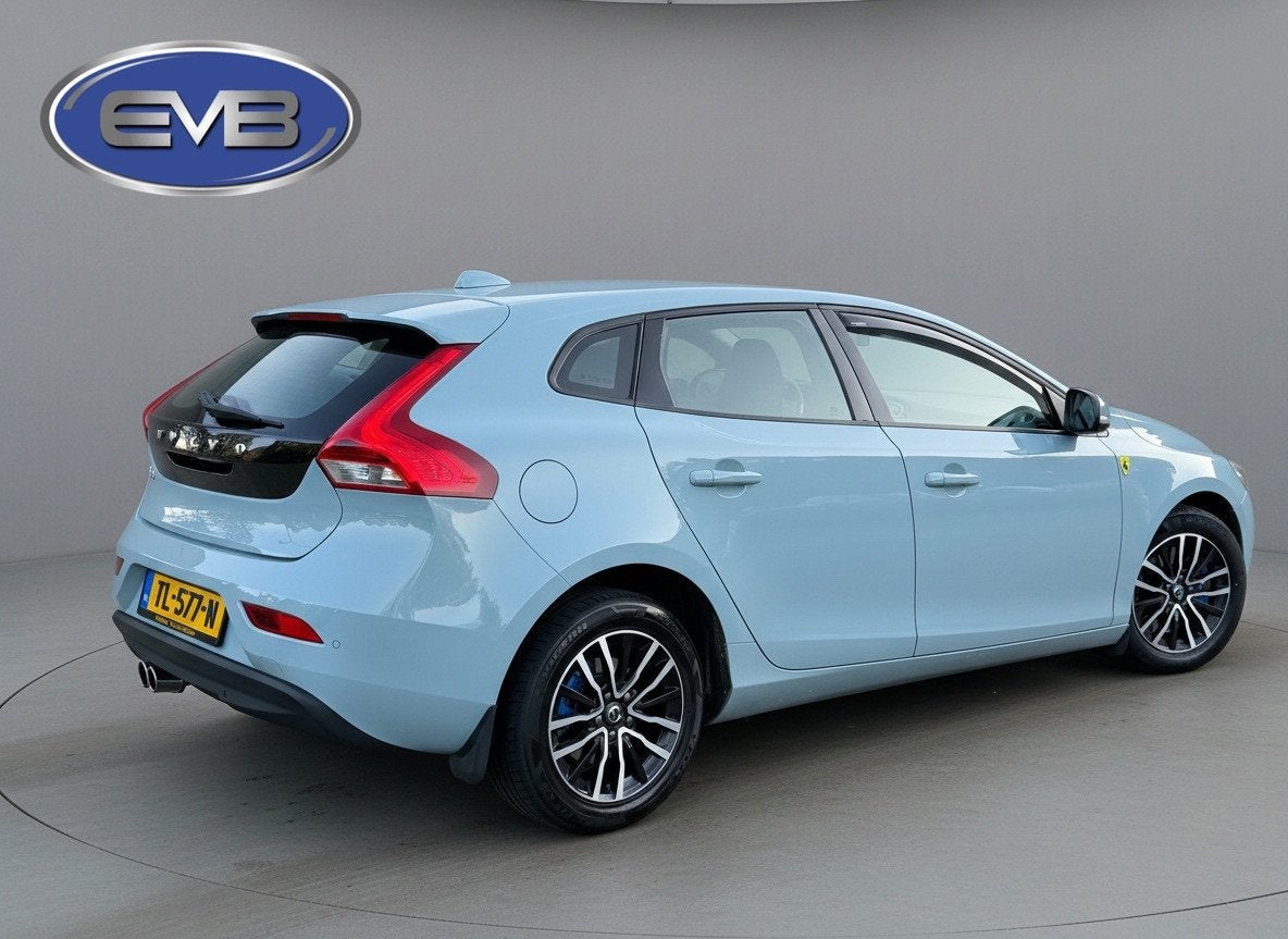 Volvo V40 1.5 T2 AUTOMAAT Edition+ sport dealer onderhouden,, Auto's, Euro 6, 700 kg, Blauw, Leder en Stof