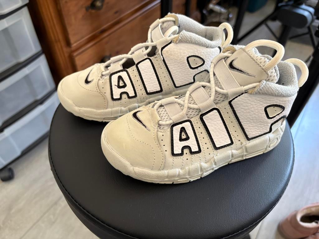 Nike Air schoenen maat 27, Ophalen of Verzenden, Zo goed als nieuw, Jongen of Meisje, Schoenen