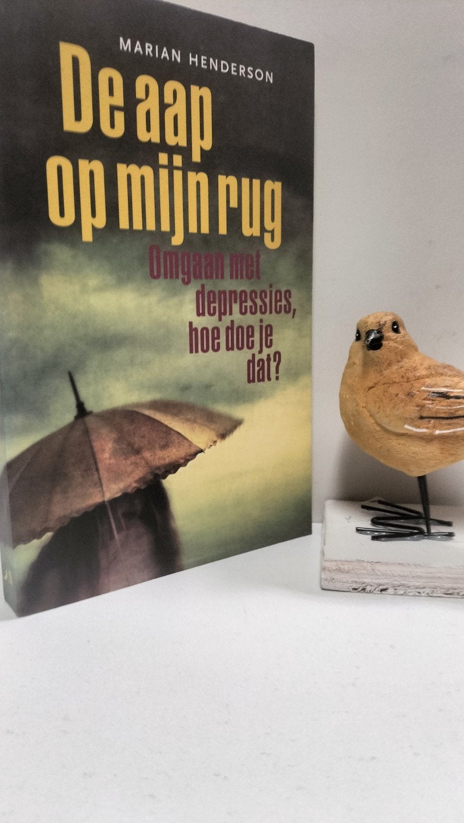Henderson, Marian; De aap op mijn rug, Ophalen of Verzenden, Gelezen