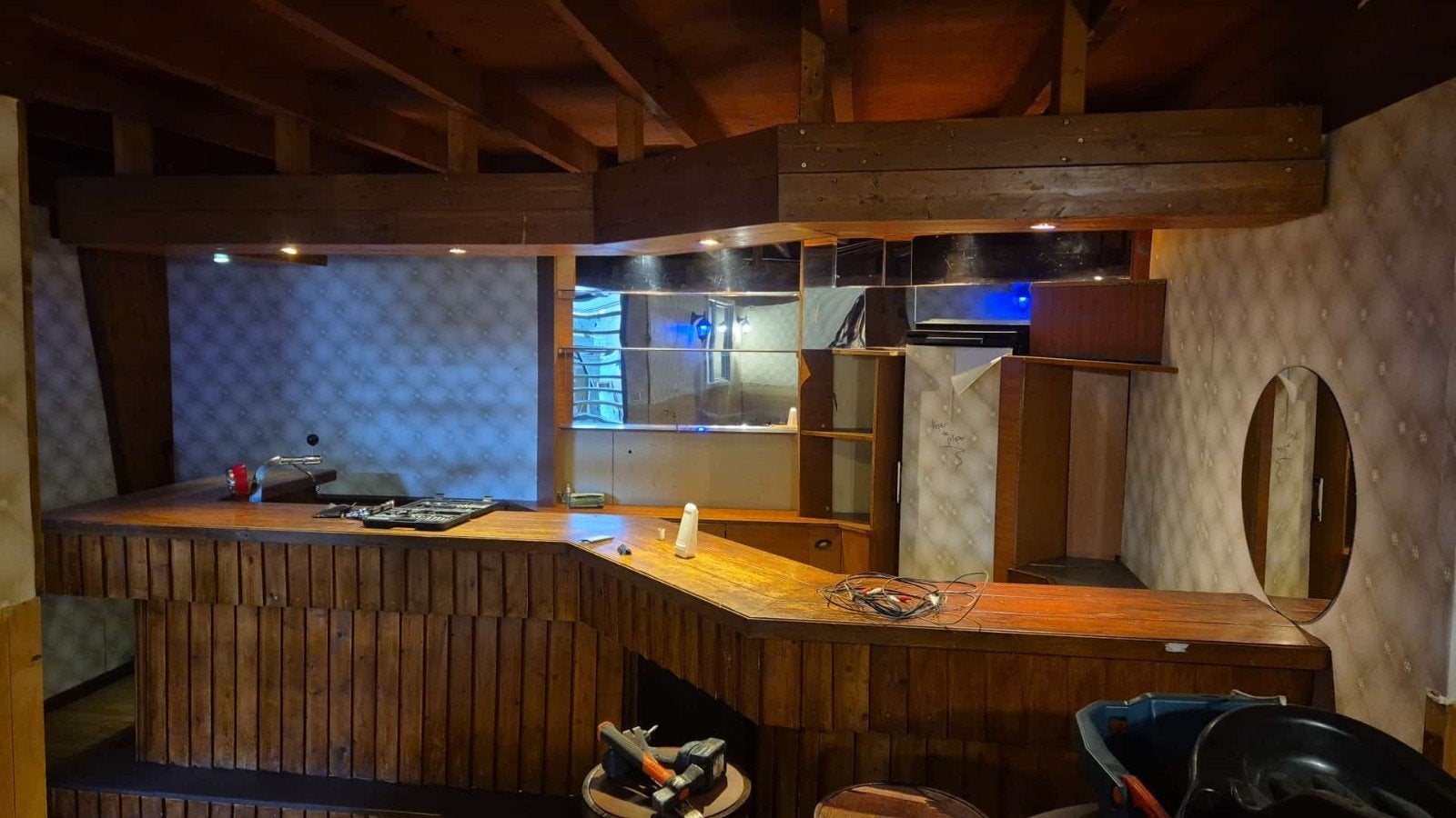 Complete houten bar met ingebouwde verlichting, Ophalen of Verzenden, Gebruikt