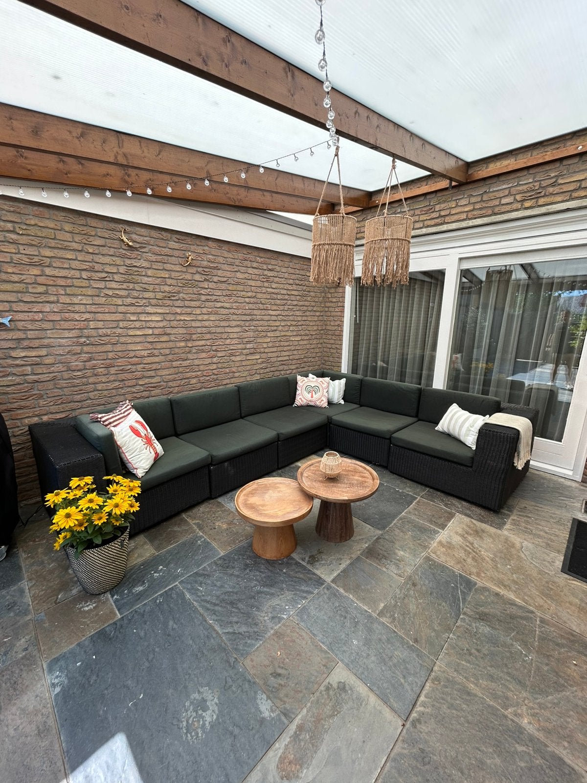 Modulaire zwart met grijze loungebank voor in de tuin, Ophalen, Kunststof, Gebruikt, 6 zitplaatsen
