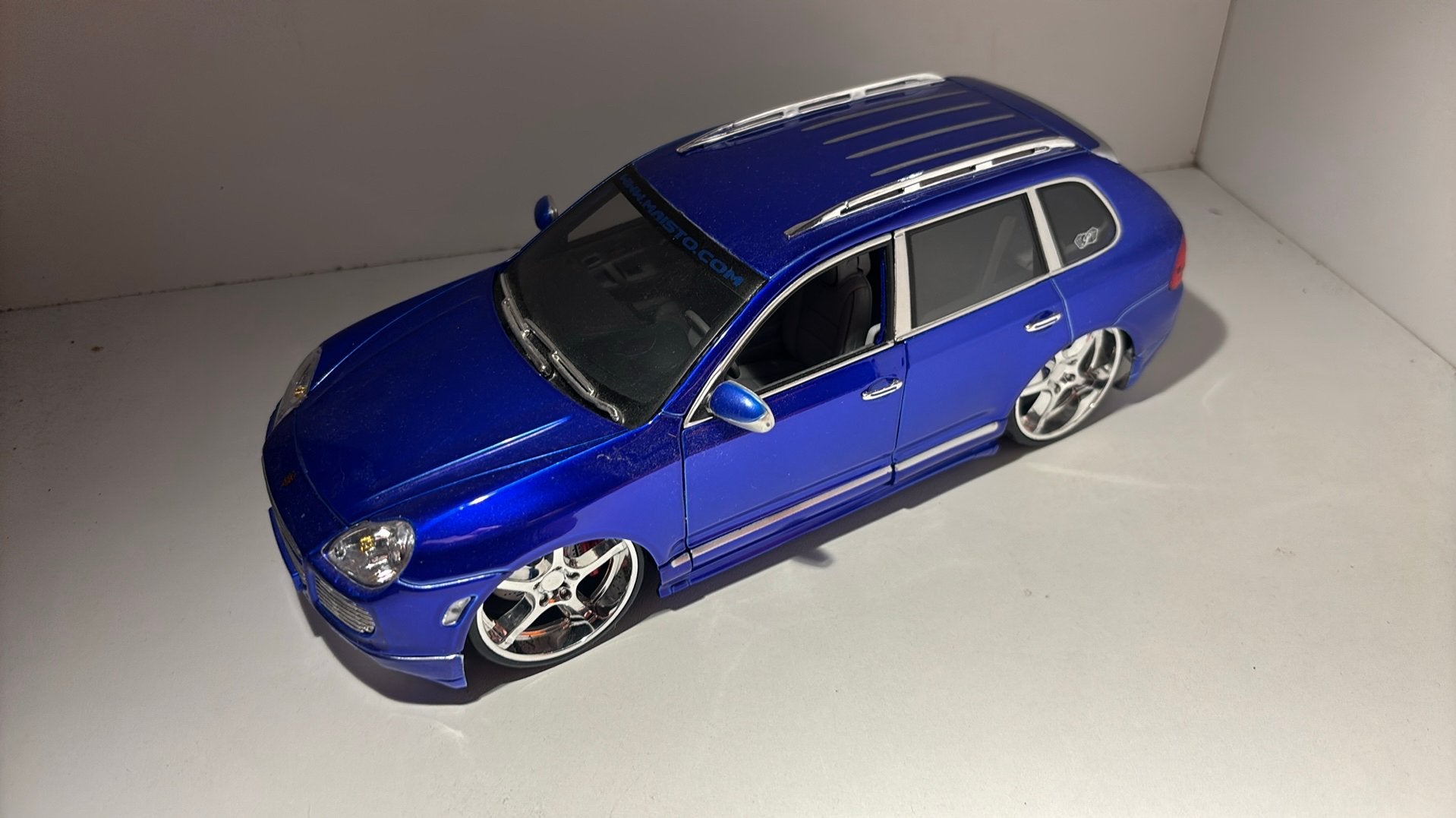 Porsche cayenne turbo maisto 1.18, Hobby en Vrije tijd, Modelauto's | 1:18, Maisto, Ophalen of Verzenden, A, A