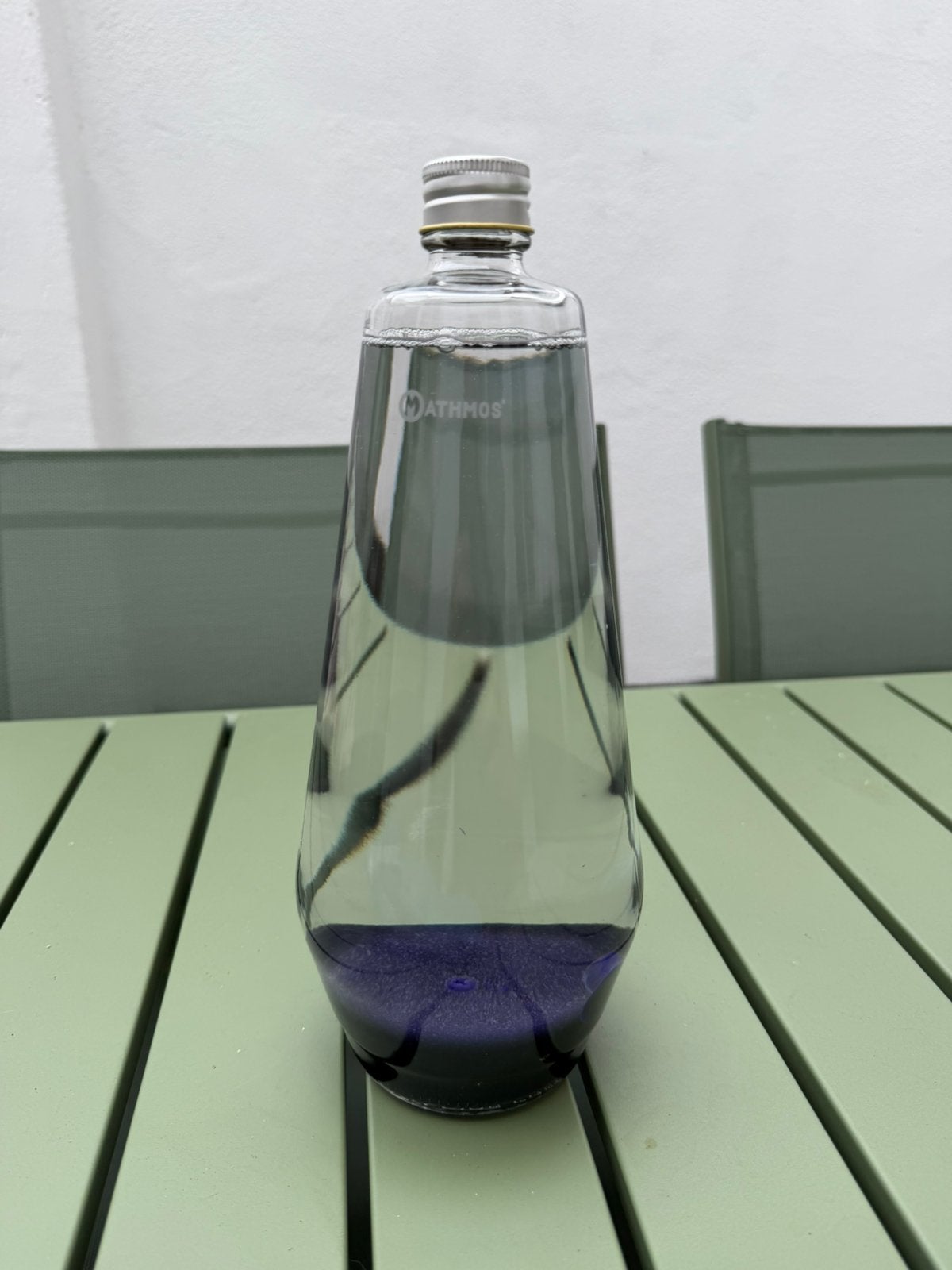 Mathmos Astro fles plum/zwart, Huis en Inrichting, Zwart, Ophalen, Zo goed als nieuw
