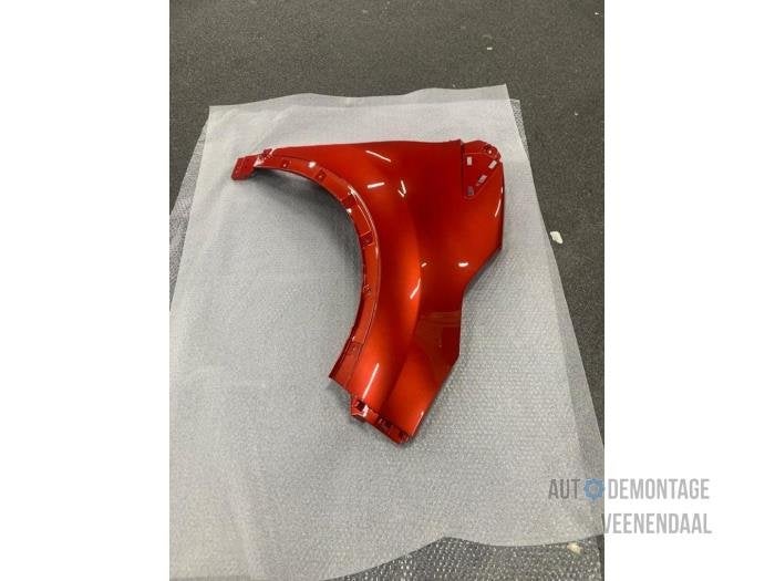 Scherm rechts-voor van een Renault Captur (TENNP), -, Renault, -, Nieuw