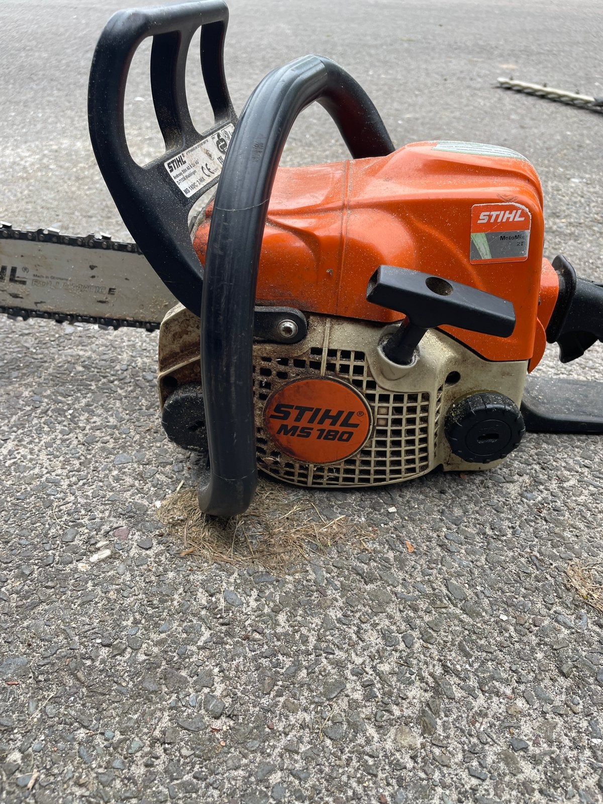 Stihl MS 180 Kettingzaag - Gebruikt maar functioneel, Ophalen, Gebruikt, Kettingzaag, 30 tot 70 mm