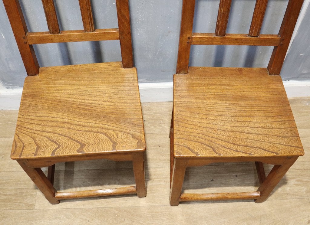 Set antieke iepenhouten stoeltjes, Ophalen