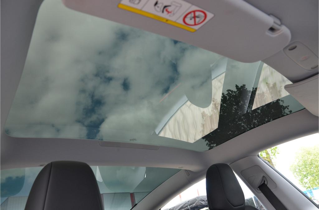 Tesla Model 3 RWD 60 kWh Highland, LFP Accu AutoPilot4.0 Ryz, Auto's, Tesla, Automaat, Achterwielaandrijving, Gebruikt, Zwart