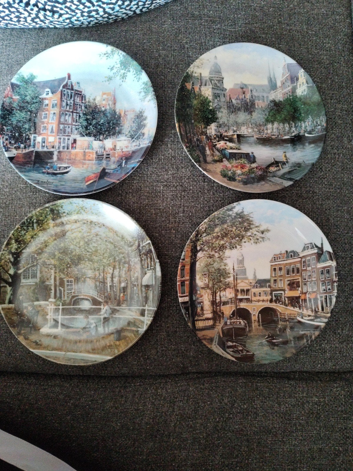 8 Koninklijke Mosa sierborden - Grachten van Nederland, Ophalen of Verzenden