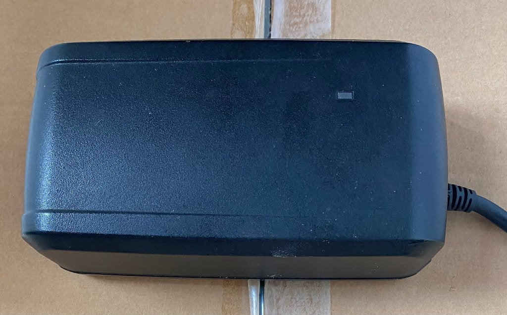 Giant Oplader, Verzenden, Gebruikt