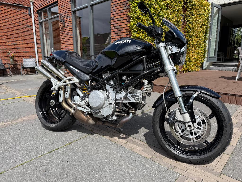 Ducati S2R Black edition 800 cc met zeer lage kilometerstand, Motoren, Motoren | Ducati, 2 cilinders, Sportuitlaat, Occasion, Motorrijbewijs A