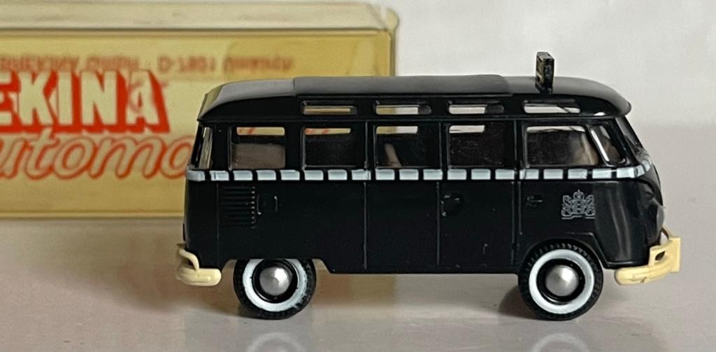 Brekina: Volkswagen T1 Samba-bus Nederlandse Taxi, Hobby en Vrije tijd, Modelauto's | 1:87, Ophalen of Verzenden, Zo goed als nieuw