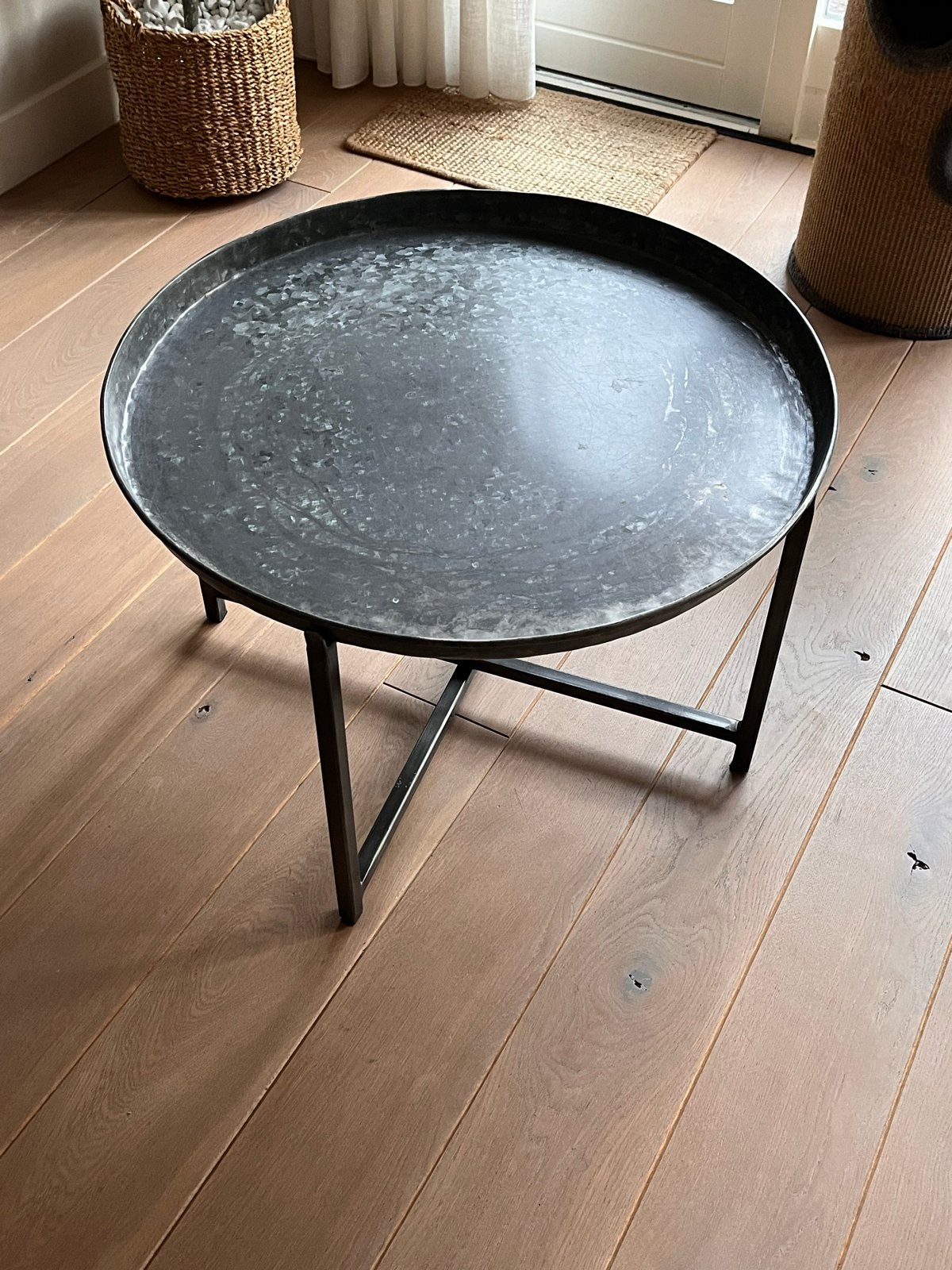 Ronde zinken bijzettafel met opstaande rand - 70x45cm, Minder dan 45 cm, Gebruikt, Metaal of Aluminium, Rond