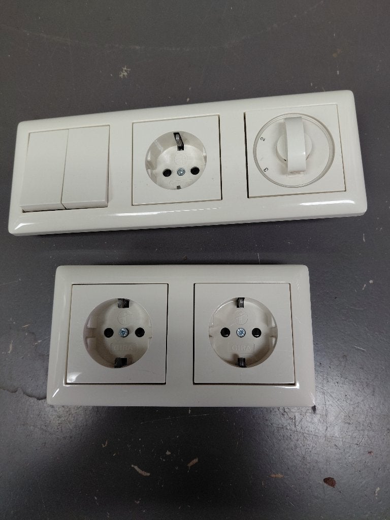 Schakelmateriaal GIRA, Doe-het-zelf en Verbouw, Elektra en Kabels, Ophalen, Gebruikt, Gira, Schakelaar
