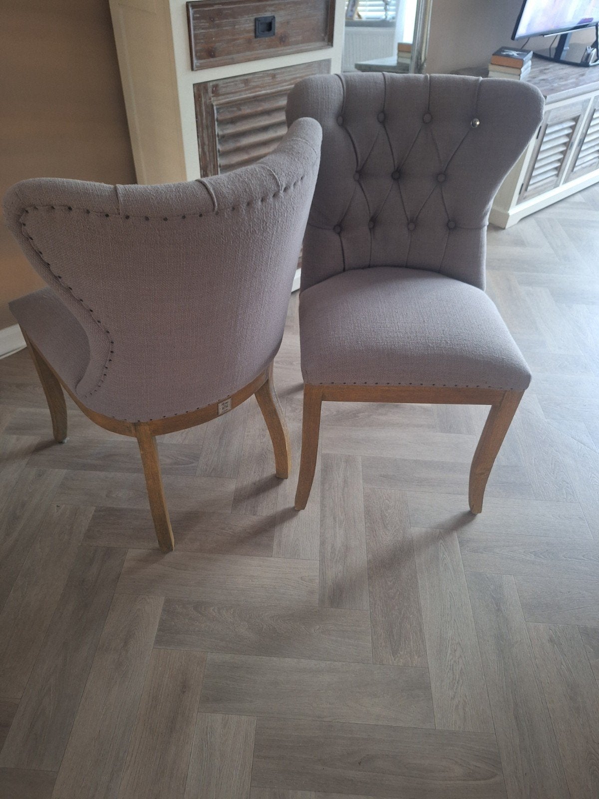 Riviera maison stoelen taupe, Huis en Inrichting, Stoelen, Gebruikt, Twee, Hout, Stof, Grijs, Ophalen of Verzenden