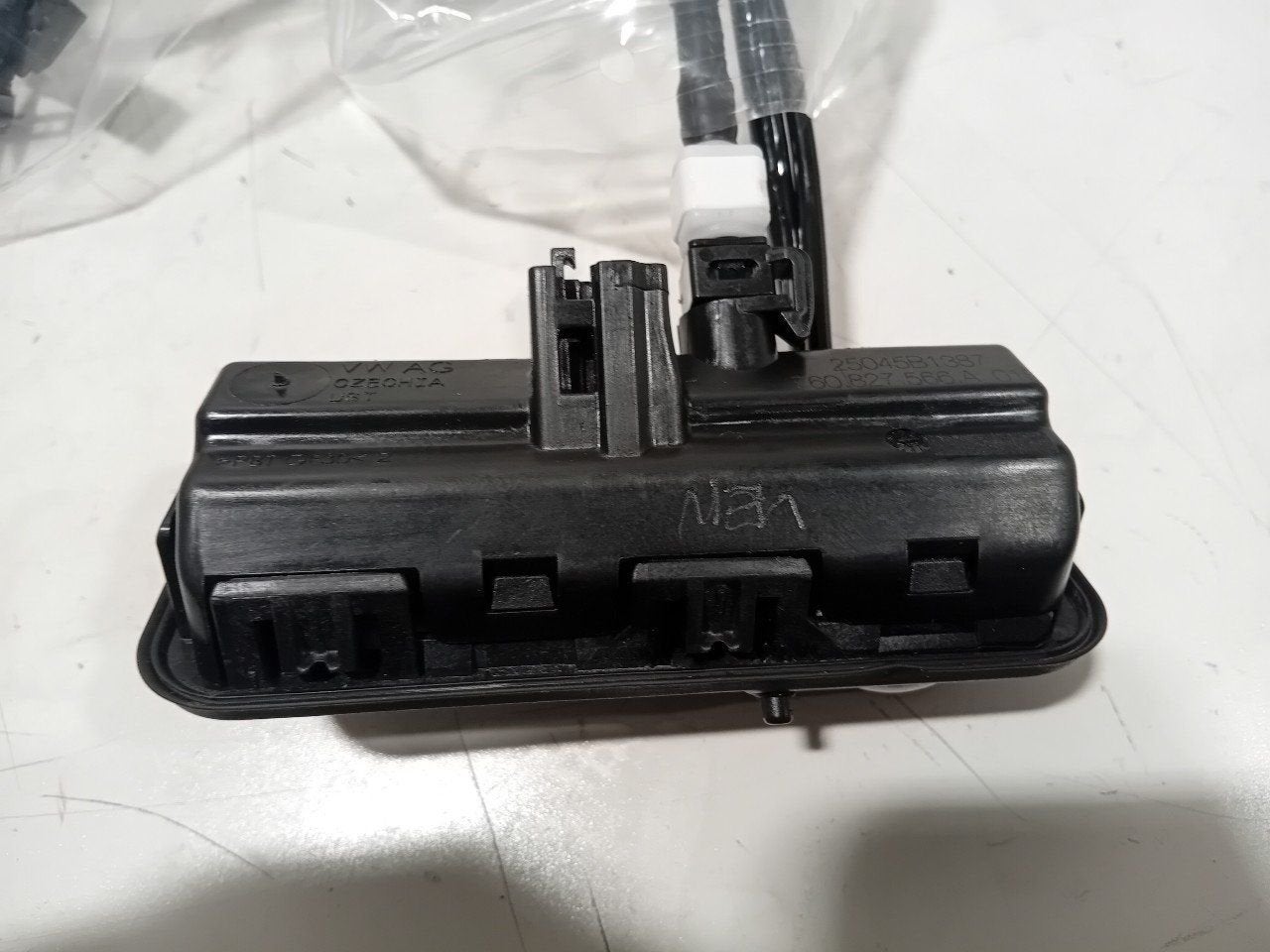 Camera achter Audi Q8, Onderdelen@venauto.nl, Van der Ven Autorecycling B.V., Gebruikt, Ettenseweg 76, 4706 PB Roosendaal, The Netherlands
