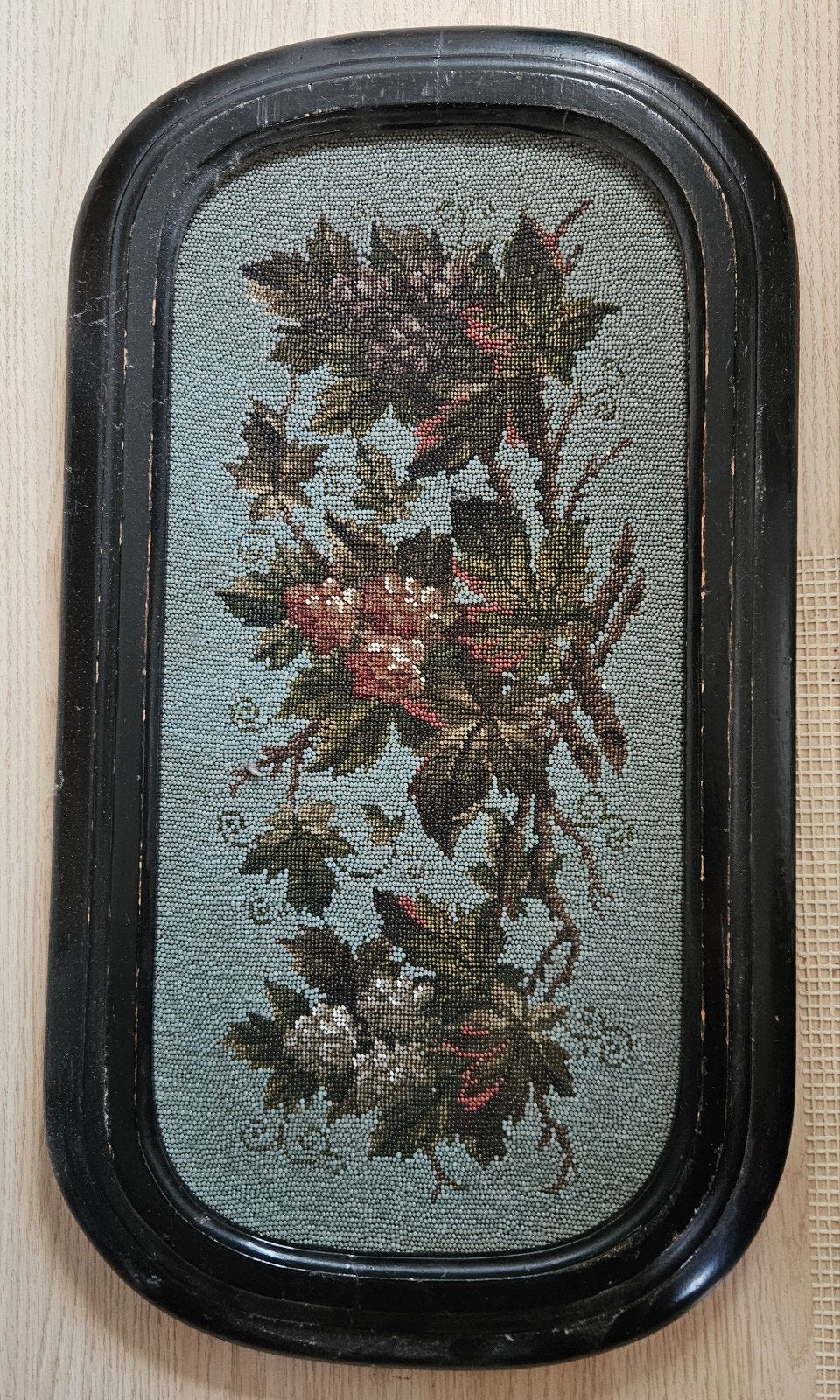 Antiek kralenwerk schilderij in houten lijst, Ophalen of Verzenden