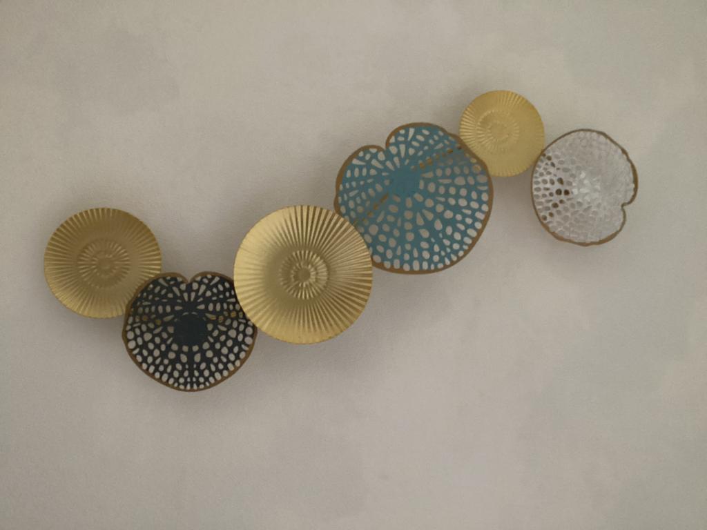 Metalen Wanddecoratie: Goud, Blauw,/groen Zwart, Wit, Ophalen, Zo goed als nieuw