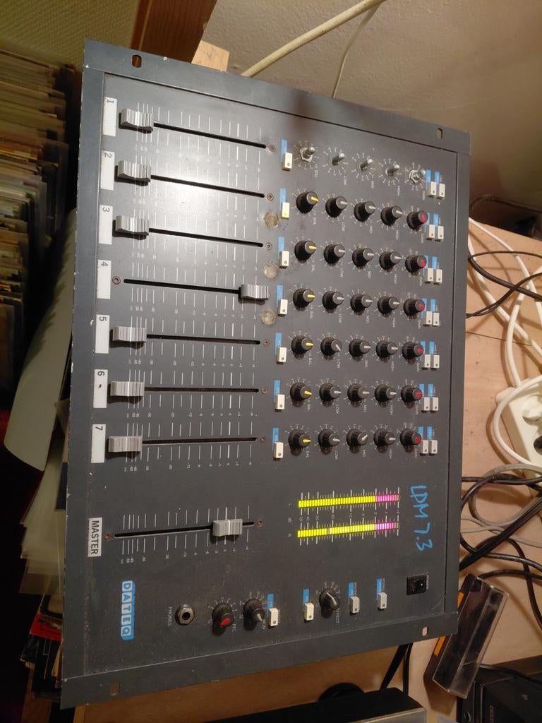 Dateq lpm 7.3, Muziek en Instrumenten, Mengpanelen, Ophalen of Verzenden