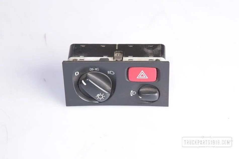 Scania Electrical System Hoofd verlichting schak. Scani, Ophalen, Gebruikt, Scania, Dashboard en Schakelaars