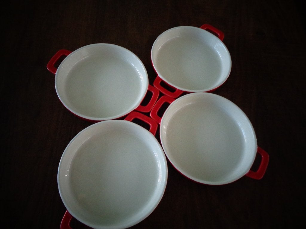 Rode ronde ovenschaaltjes, Le Creuset stijl, 14 cm., Overige merken, Ophalen of Verzenden, Overige stijlen, Aardewerk