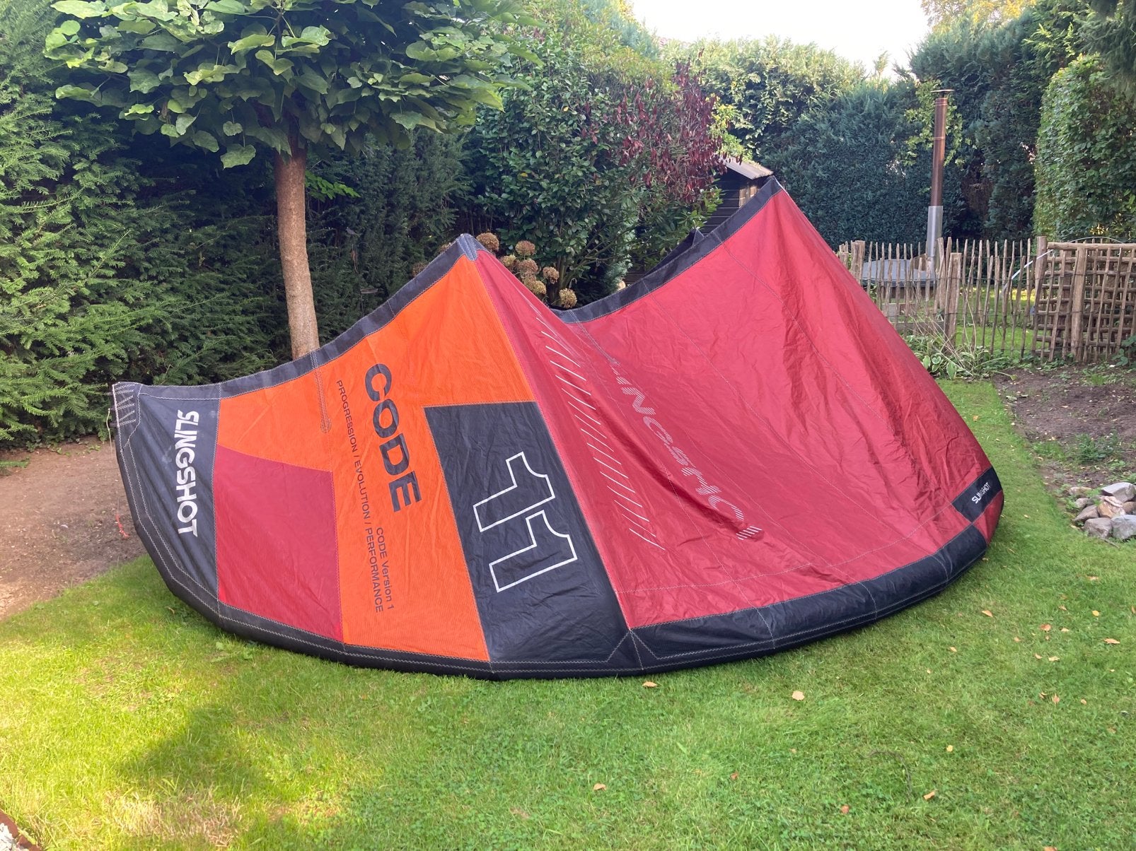 Slingshot code v1 11m, Watersport en Boten, Geen board, Ophalen of Verzenden, Zo goed als nieuw