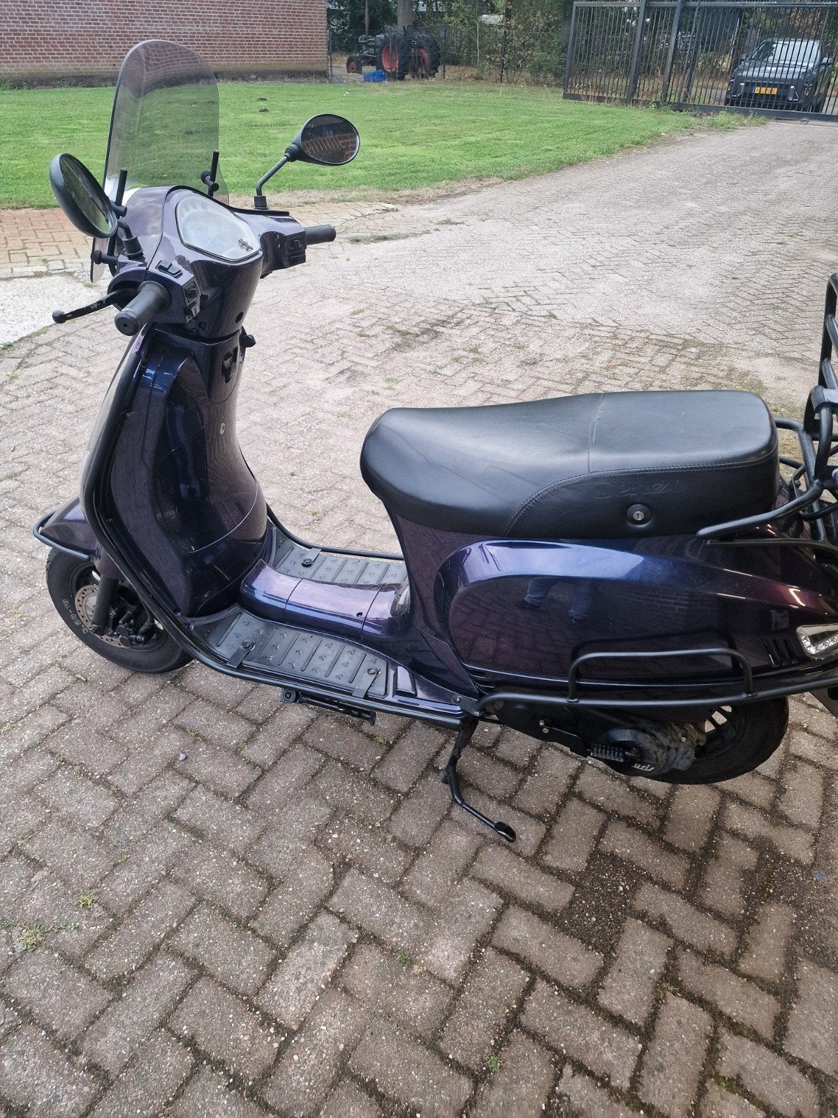 vx50 snorscooter loop of sloop, Fietsen en Brommers, Zo goed als nieuw, Benzine, Ophalen, Overige merken