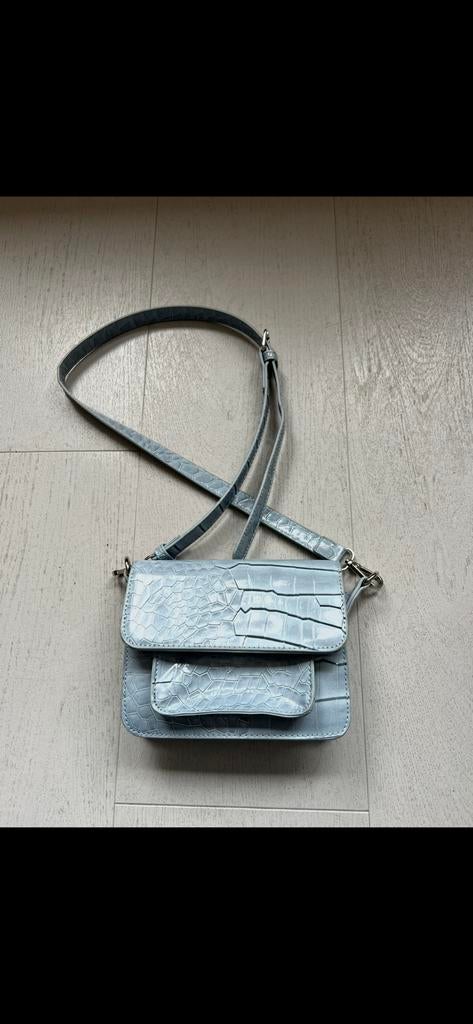HVISK blauw schoudertasje, Sieraden, Tassen en Uiterlijk, Tassen | Damestassen, Ophalen of Verzenden, Zo goed als nieuw, Blauw