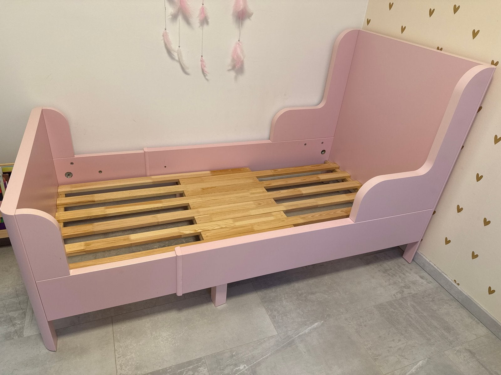 Roze meegroeibed IKEA - Zo goed als nieuw!, Kinderen en Baby's, Kinderkamer | Bedden, Ophalen, 70 tot 85 cm, Zo goed als nieuw