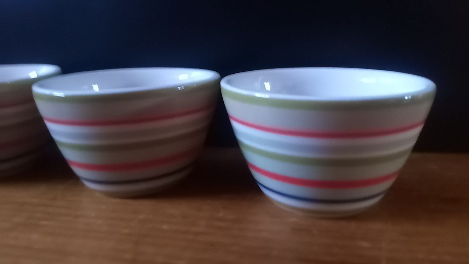 6x Iittala Origo eierdopjes - Kleurrijk en tijdloos design, Overige merken, Overige typen, Ophalen of Verzenden, Zo goed als nieuw