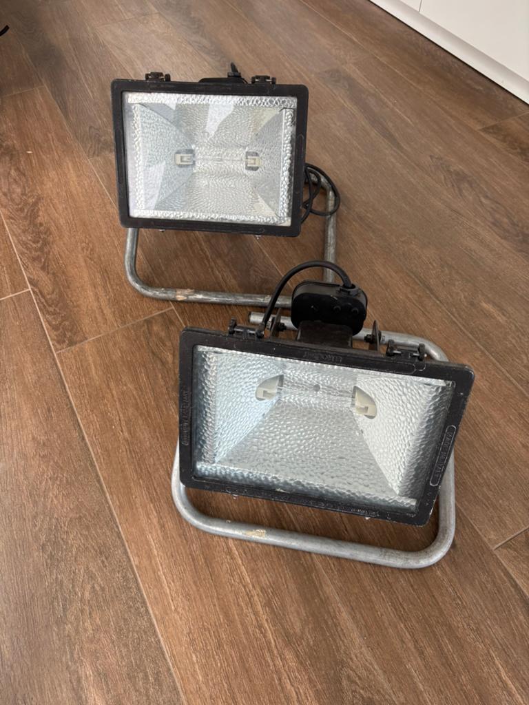 Bouwlampen 2 stuks, Ophalen, Gebruikt, Met statief, Lamp