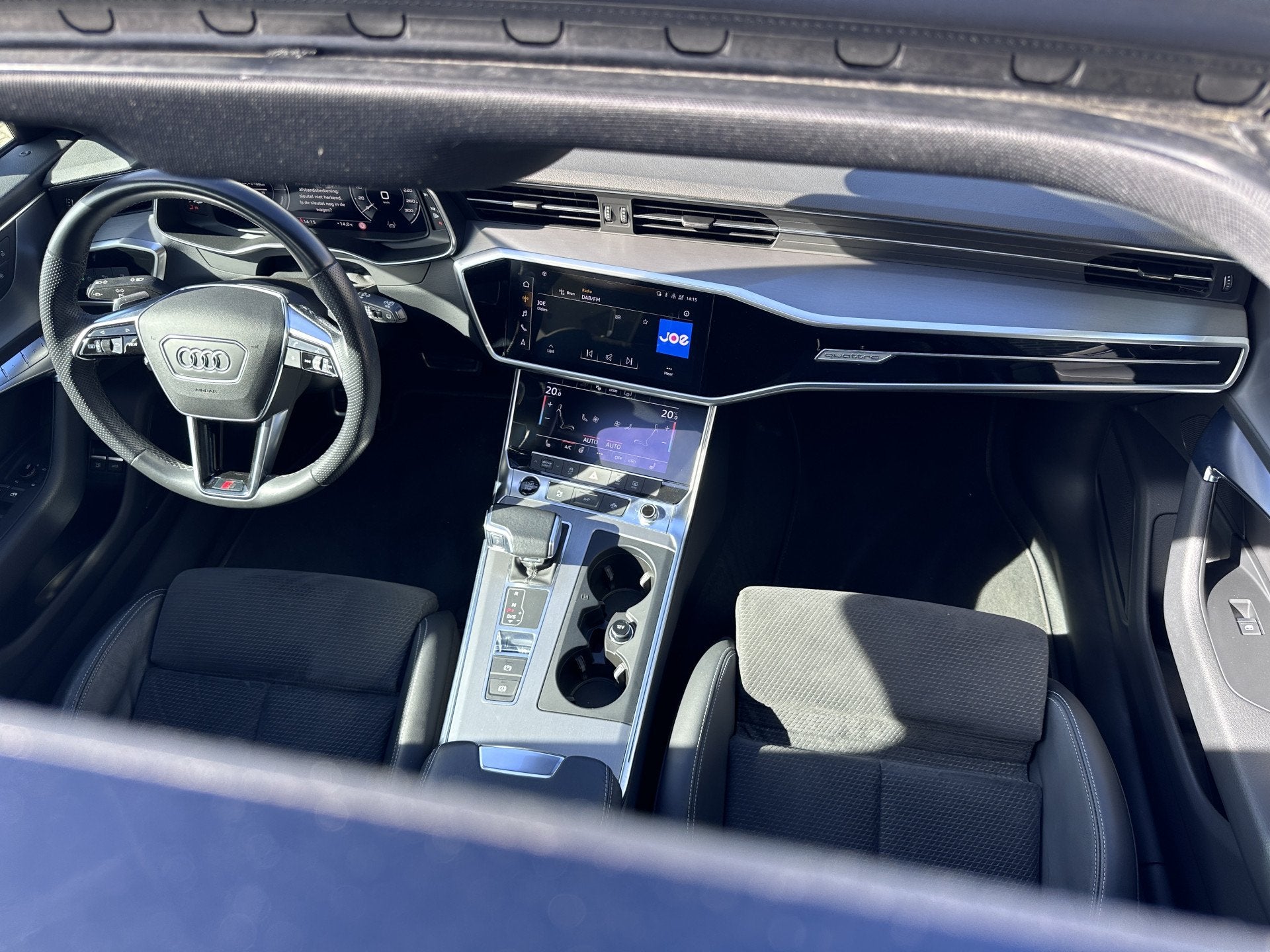 Audi A6 Avant 55 TFSI e quattro Competition | Panoramadak |, Gebruikt, 4 cilinders, Leder en Stof, Zwart