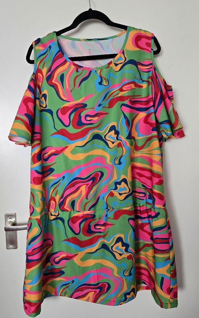 Flower Power / Disco jurk mt 46 / 48, Kleding | Dames, Carnavalskleding en Feestkleding, Ophalen of Verzenden, Nieuw, Maat 46/48 (XL) of groter