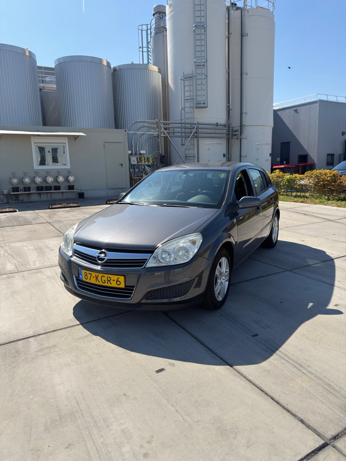 Opel Astra 1.6 16V 5D 85KW 2009 Grijs, Auto's, Voorwielaandrijving, 15 km/l, 4 cilinders, 635 kg