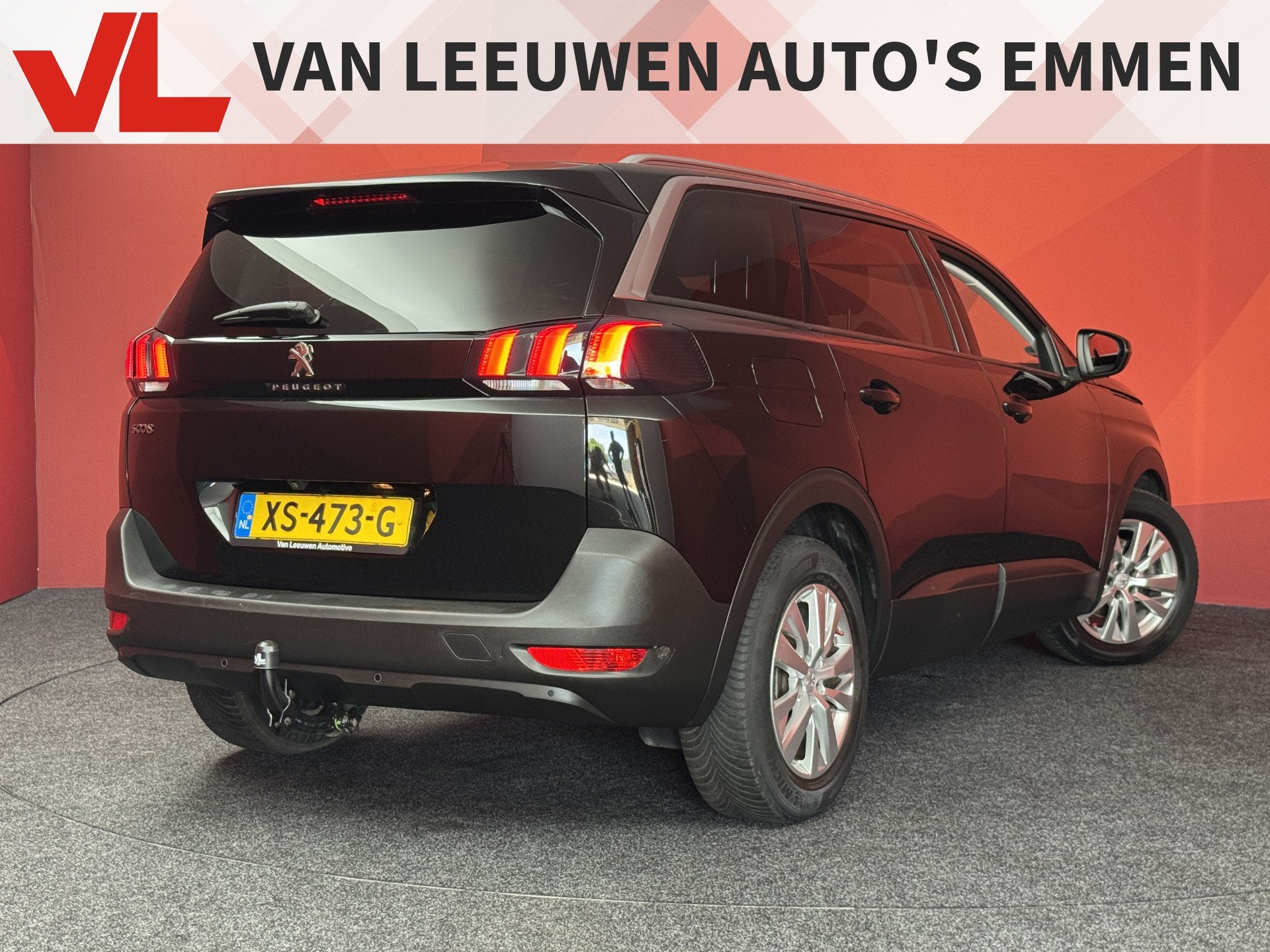 Peugeot 5008 1.2 PureTech Blue Lease Executive | Automaat |, Gebruikt, 1199 cc, Zwart, 19 km/l
