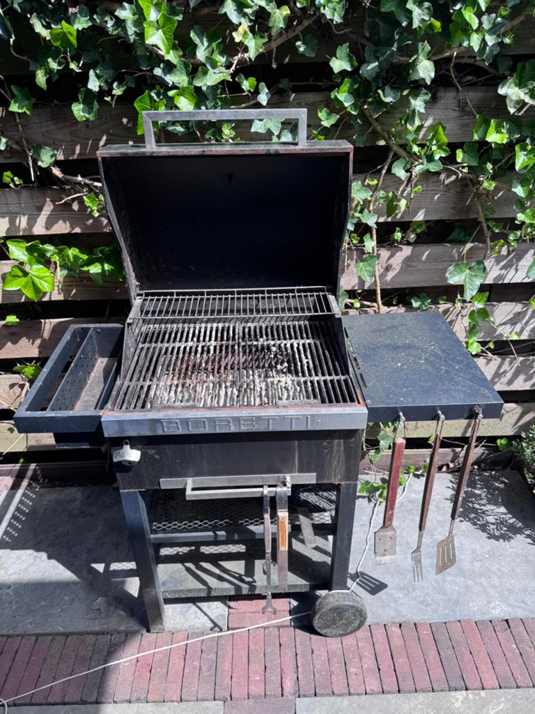 Boretti barbecue, Ophalen, Zo goed als nieuw