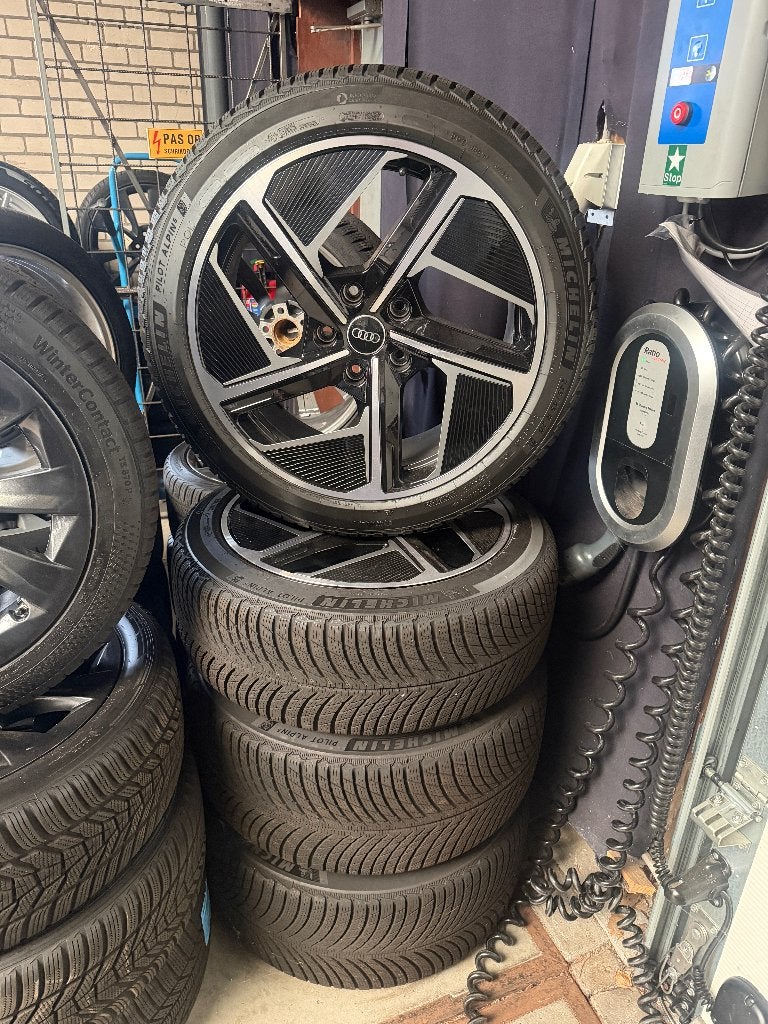 20" Audi eTron GT RS Winterset, Auto-onderdelen, Banden en Velgen, Ophalen, Audi, Alexander-Baumann-Straße 39-43, 74078 Heilbronn, Duitsland