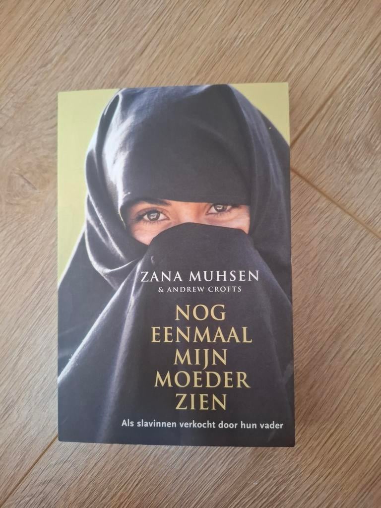 Nog Eenmaal Mijn Moeder Zien - Zana Muhsen & Andrew Crofts, Ophalen of Verzenden, Gelezen, Zana Muhsen & Andrew Crofts, Overige