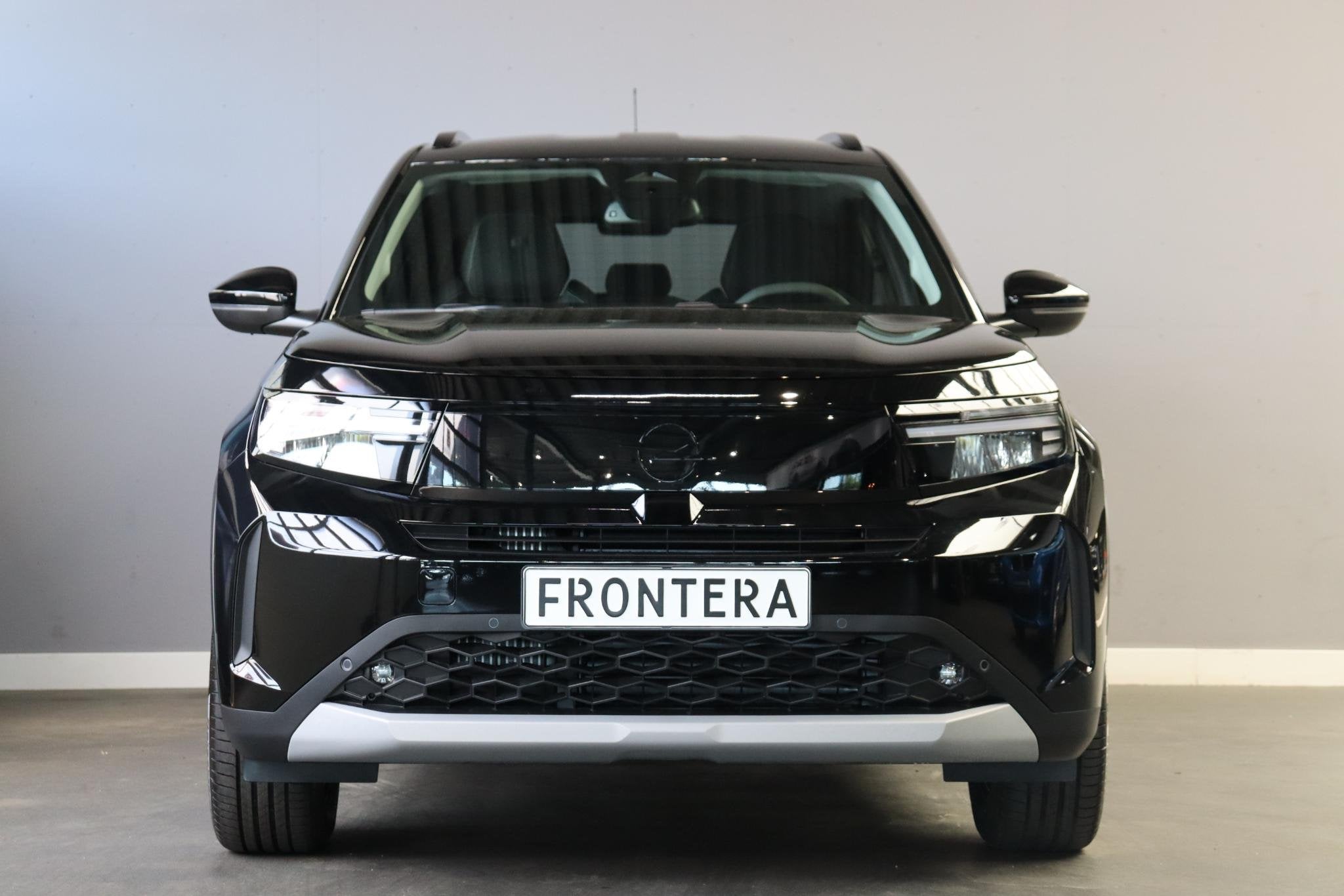 Opel Frontera 1.2 Turbo Hybrid GS / Nieuw te bestellen, 12 maanden, Stof, 1199 cc, Zwart