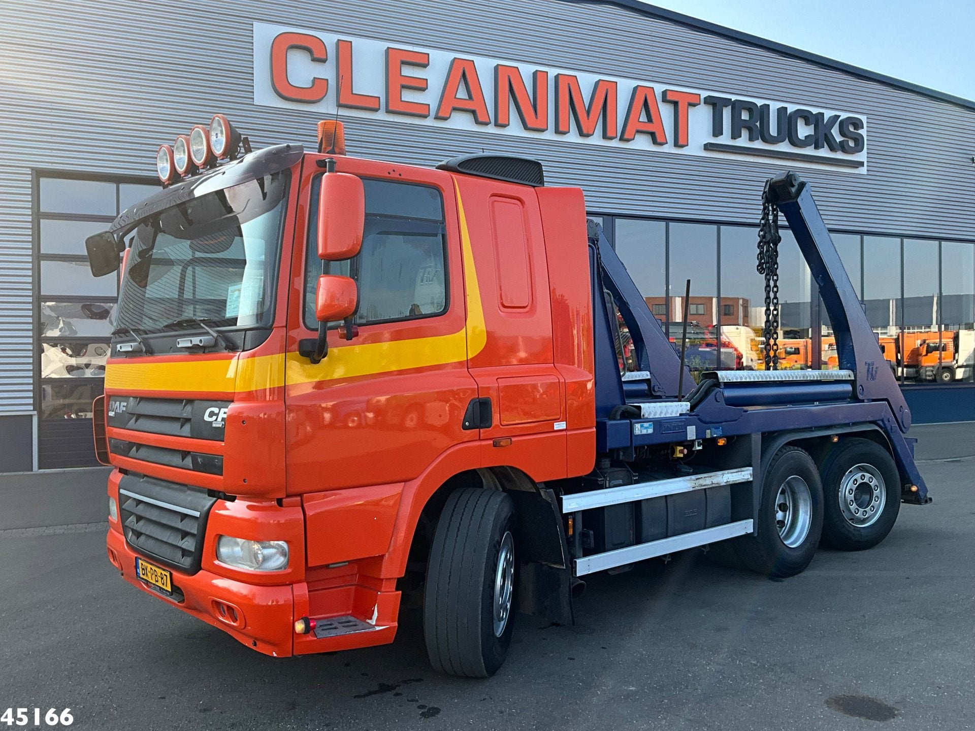 DAF FAN 85 CF 460 Hyva 18 Ton portaalarmsysteem (bj 2010), Auto's, Vrachtwagens, Euro 5, Origineel Nederlands, 464 pk, 2 stoelen