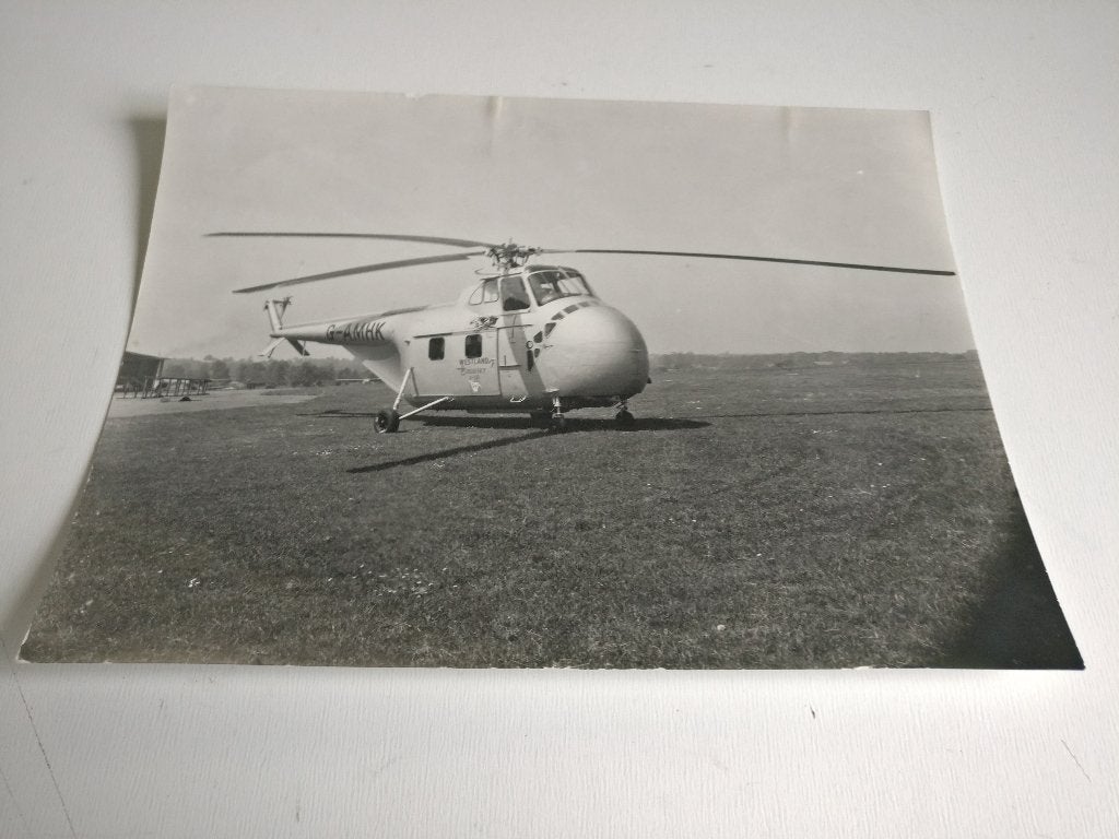 Originele foto van de Westland N-57 helikopter G-AMHK (F191), Ophalen of Verzenden, Gebruikt, Kaart, Foto of Prent